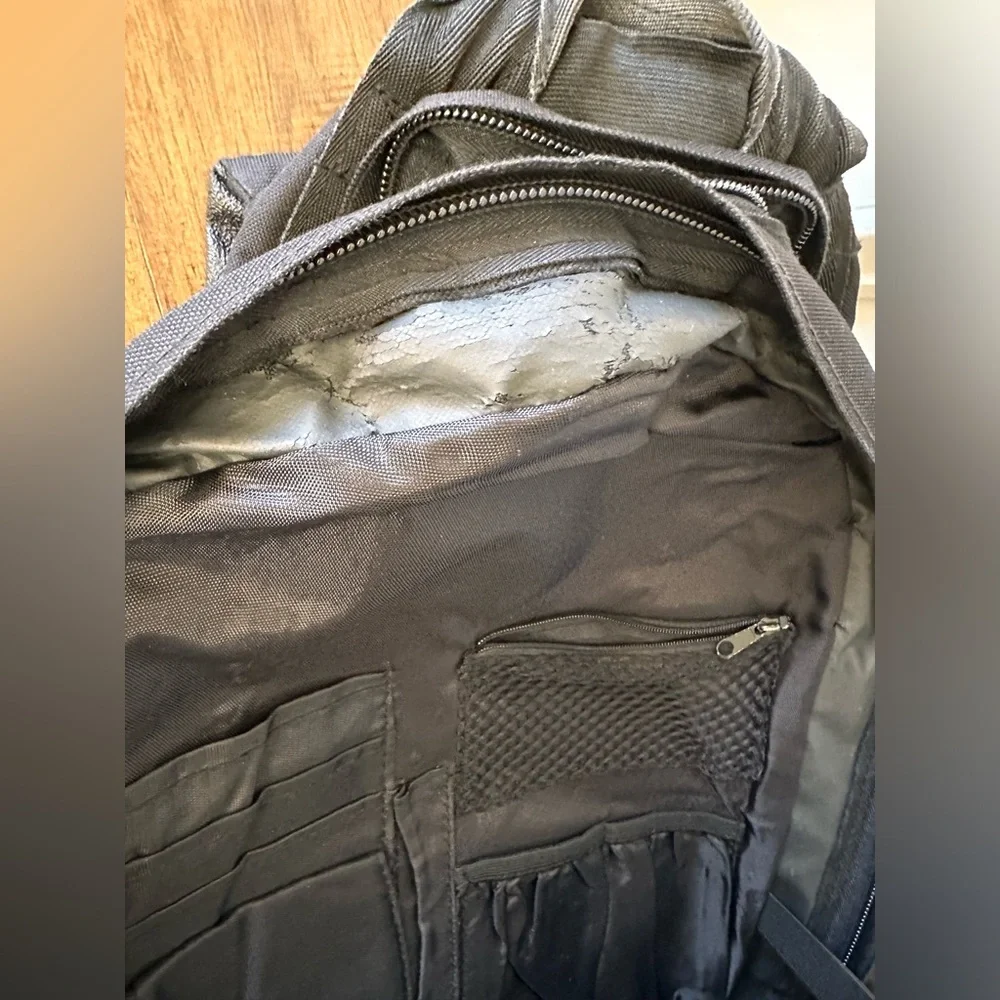 Bugout tactical gear backpack bug out gear Preowned - Picture 5 of 10
